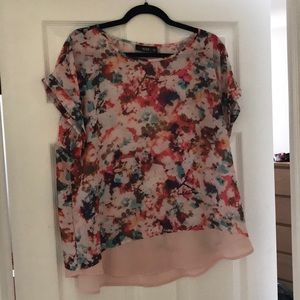 EUC women’s floral top- size XL